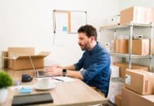 E-commerce é alternativa para quem busca qualidade de vida e virada profissional E-commerce é caminho para quem busca liberdade e flexibilidade no trabalho (Foto: tonodiaz/Freepik)