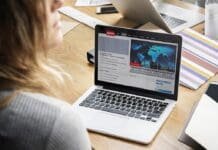 'IA' transforma consumo de notícias e desafia portais brasileiros (Foto: Freepik)