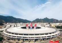 Budweiser transforma Maracanã em ação e entra no Guinness Budweiser realizou ação no Maracanã com balões de 36 metros de altura (Foto: Divulgação)